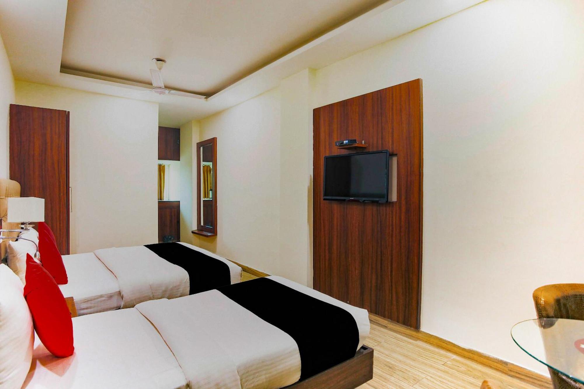 Collection O The Kailash Dev Hotel Új-Delhi Kültér fotó